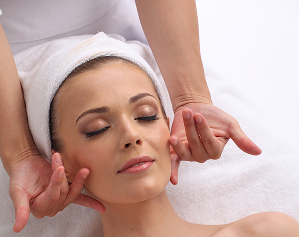 養(yǎng)發(fā)護發(fā)6個小妙招 養(yǎng)發(fā)護發(fā)6個小妙招